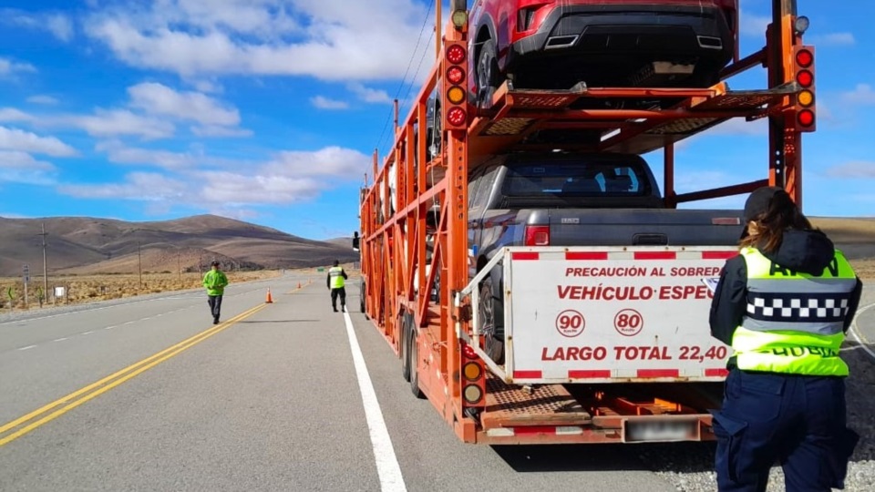 los operativos de fiscalización se ejecutaron en distintos puntos de los cascos urbanos y periferias.