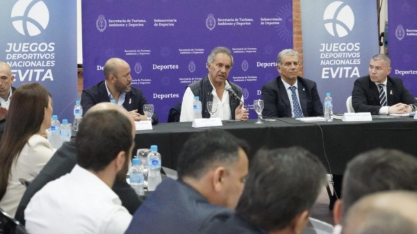 Daniel Scioli anunciando, en octubre del 2024, el Plan Estratégico Deportivo 2025/28.