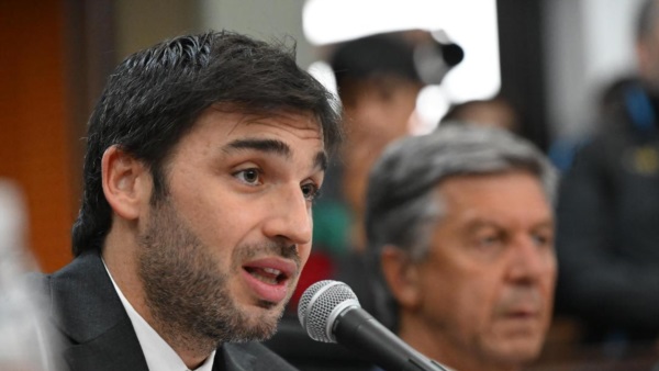 El gobernador habló sobre cómo se desactivó "la bomba financiera".