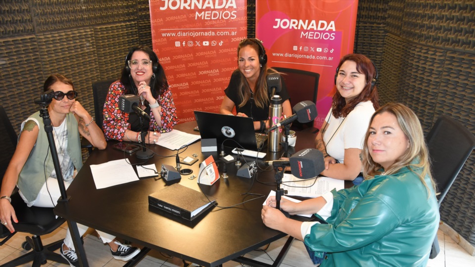 Mariana Rivas, Lorena Leeming, Maru Ortiz, Keila Salomón y Sara Mateos. Foto/ Norman Evans. 