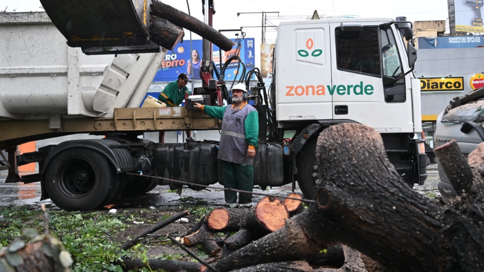 Las tareas de asistencia y en terreno no cesan.