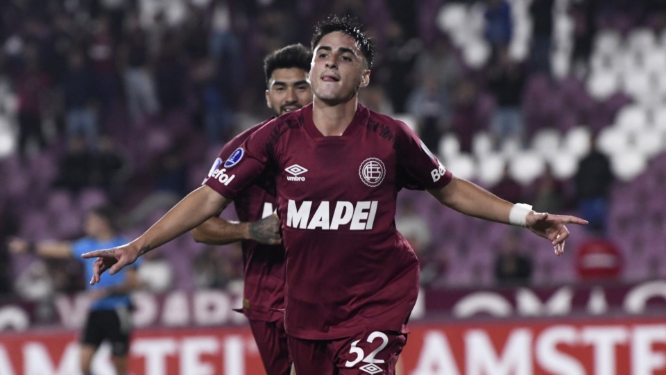 El 3-0 de Lanús a Melgar fue un gran show de efectividad.