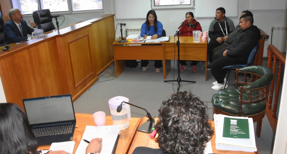 Una postal de la audiencia en Trelew. 