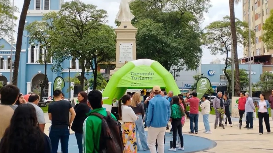 Turistas en la provincia de Tucumán, el jardín de la República.