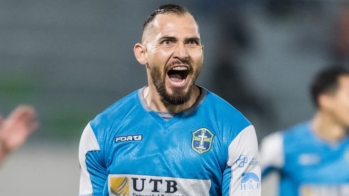 San Antonio Bulo Bulo le ganó a Vélez con mucho esfuerzo y fortuna ya que aprovechó los dos autogoles de Elías Gómez y Michael Santos.