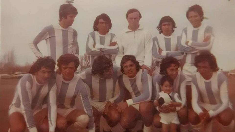 Un Argentinos del Sur de los 70. Con dos íconos: Ibáñez y Llenderosa.