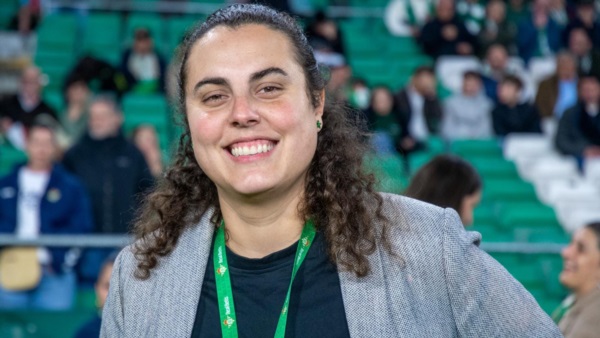 La disertante será Rocío Ruiz.