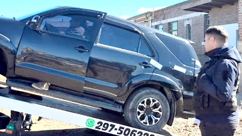 Una de las camionetas secuestradas.