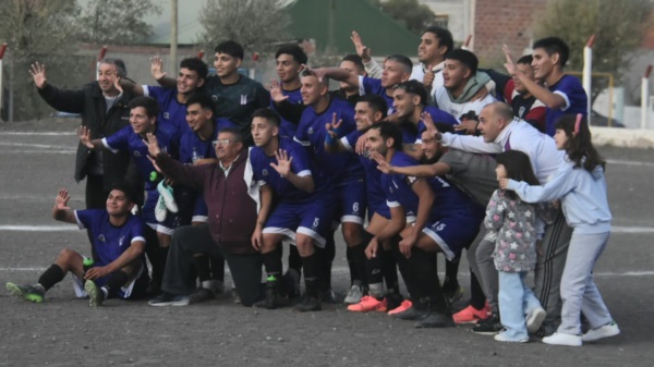 Un festejo inolvidable para la gente de Rosas. (Foto: Sergio Esparza/Jornada).