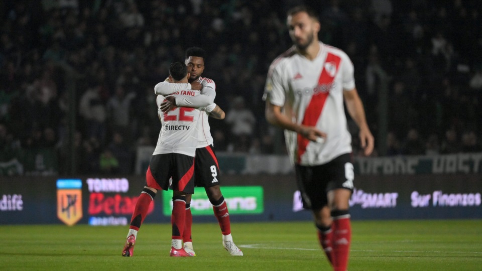 Borja volvió al gol, primero como titular en el torneo, y le da el triunfo a River.