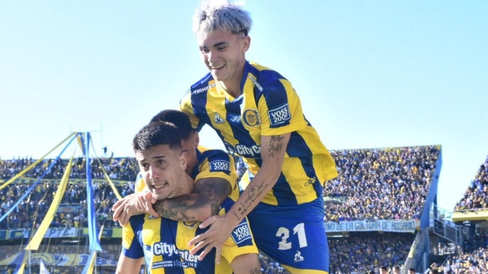 Cuando se moría el partido, el paraguayo Giménez ganó de cabeza, confirmó la remontada ante Vélez.
