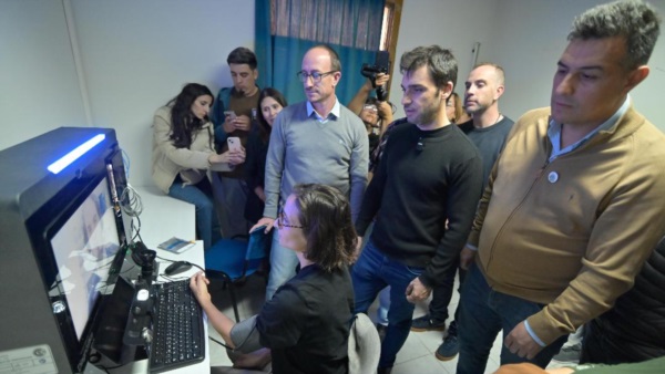 Torres aseguró que "seguimos jerarquizando la salud provincial con una mirada inteligente”.