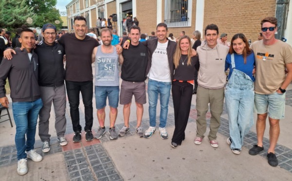 "Seba" Arrative, Jorge Ruiz, Pablo Rodríguez, César Morgan, Damián Di Carli, Miguel Armada, Jesica Conde, Mauricio Rowlands, Jesica Etchepare y Diego Salazar, el grupo del Ceyddet que sustentó la legión chubutense en San Juan.