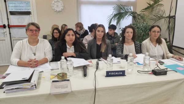 El equipo de Fiscalía en el caso Ana Calfin.