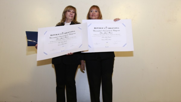 Alicia Mabel Reynoso y Stella Maris Morales homenajeadas.