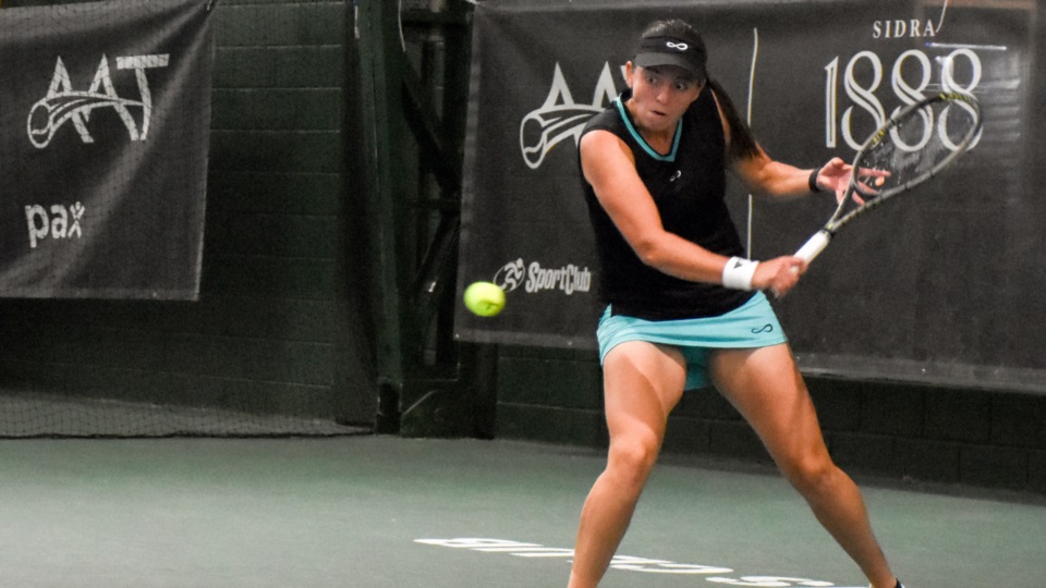 Fernanda Labraña, la principal favorita, fue la primera en instalarse en semifinales. (Foto: Sergio Esparza/Jornada Medios).