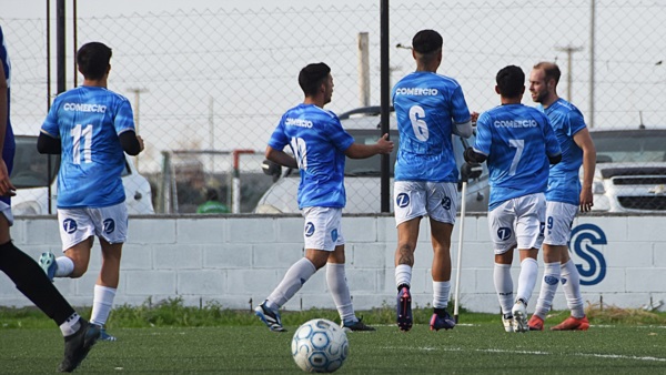 La celebración del 2-2. Foto: Norman Evans. 