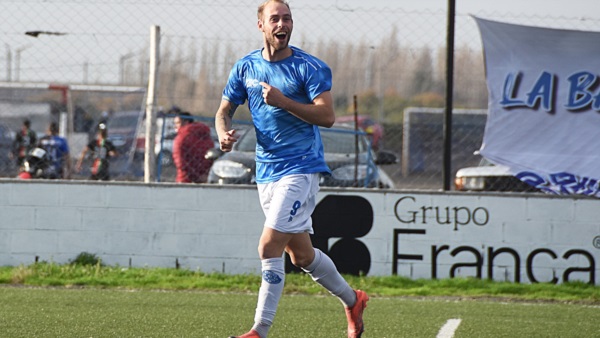 El 2-0. Foto: Norman Evans.