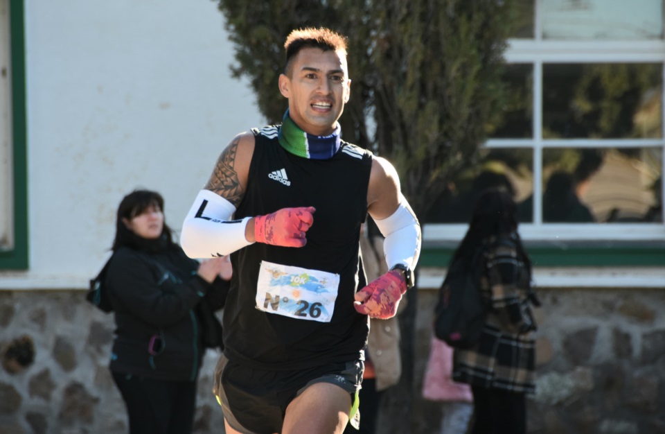 Matías Herrera escoltó a Haro en los 10K (Norman Evans/Jornada Medios).