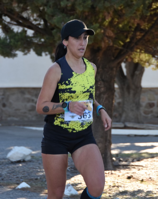 Noemí Crettón sostuvo el ritmo en el final y ganó en 5K (Norman Evans/Jornada Medios).