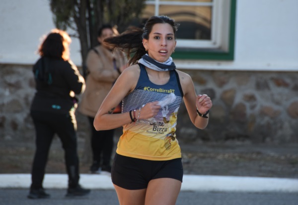 "Mica" Fuentealba, la tercera dama en 5K (Norman Evans/Jornada Medios).