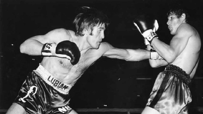 Su figura quedó eternamente ligada al boxeo argentino la noche que Monzón escribió su primer gran capítulo de gloria en el Palazzo dello Sport.