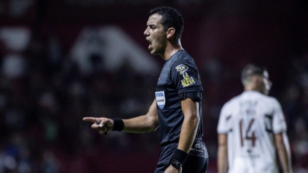 Leandro Rey Hilfer controlará San Lorenzo-Platense.