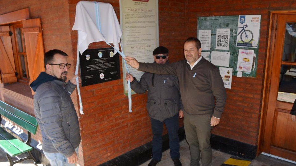 Taccetta en la estación de trenes de La Trochita. Dijo que el lunes va a la Fiscalía.