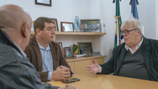 Damián Biss y Gustavo Vera en Rawson.