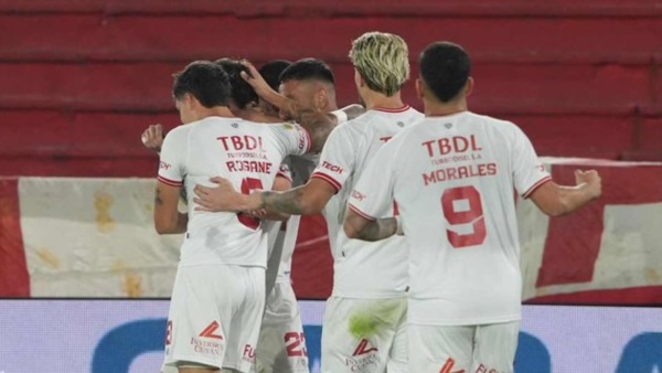 El gol del triunfo de Barracas Central lo convirtió Kevin Jappert.
