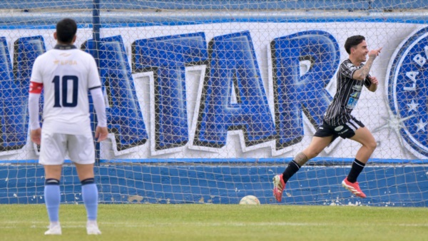 Gonzalo Lucero anotó el único gol de la tarde. Foto: Daniel Feldman/Jornada Medios .