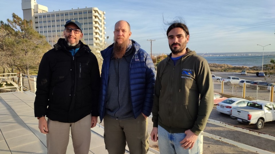 Martín Brogger, Gregorio Bigatti, Javier Signorelli y Jonathan Flores, del Instituto de Biología de Organismos Marinos (IBIOMAR-CONICET) que participarán de la experiencia.