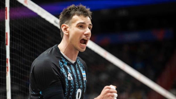 El elenco albiceleste se impuso frente al combinado anfitrión por 3-2 con parciales de 25-22, 21-25, 14-25, 25-22 y 15-8.
