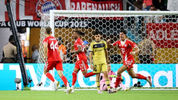 Minuto fatídico el 84. Olisse marcó para el triunfo de Bayern Munich. Otamendi para Benfica en la 1° fecha.