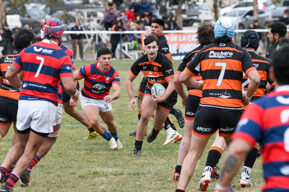 Puerto Madryn derrotó a Bigornia. (Foto: Mariano Di Giusto/Jornada).