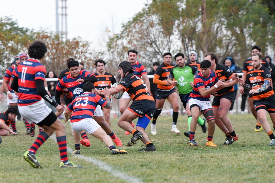Puerto Madryn derrotó a Bigornia. (Foto: Mariano Di Giusto/Jornada).