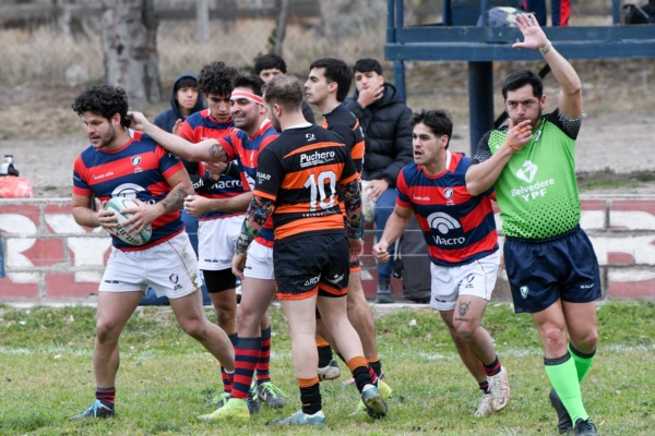 Puerto Madryn derrotó a Bigornia. (Foto: Mariano Di Giusto/Jornada).