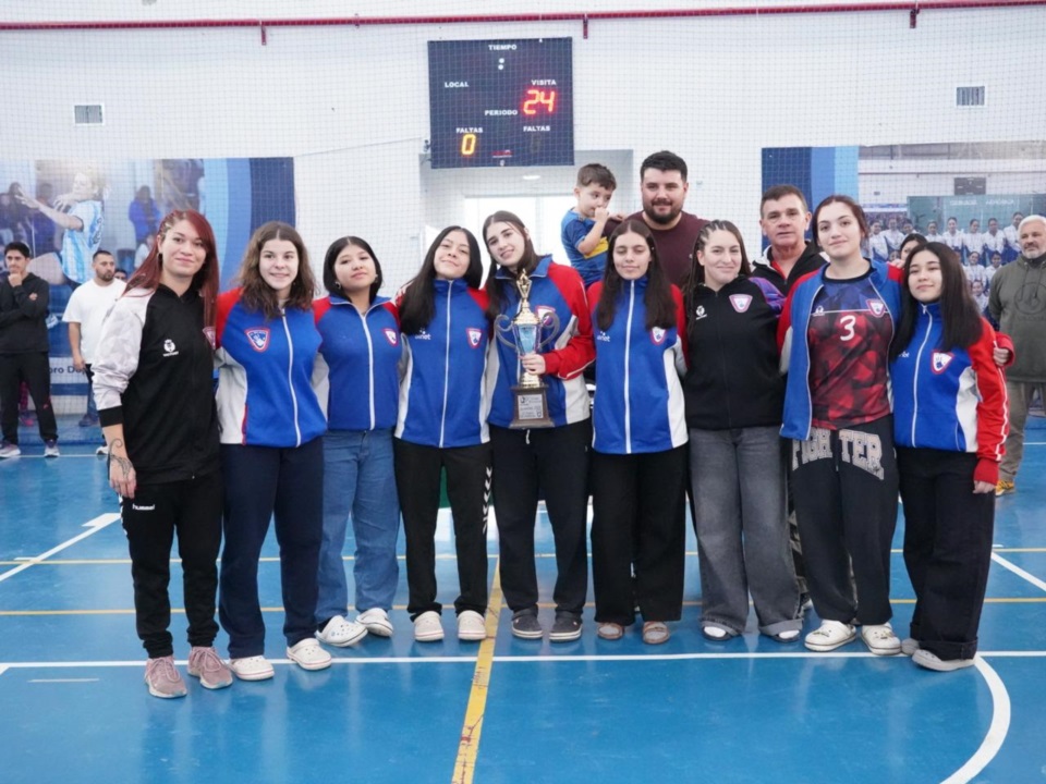 Las chicas de El Bolsón fueron segundas.