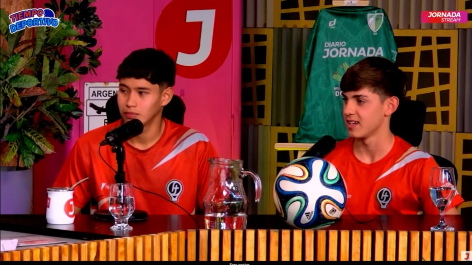 Juan Ignacio Ortega y Erick Rosas, capitán del plantel campeón.