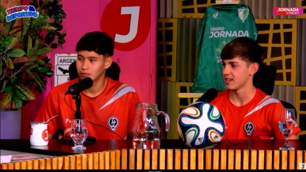 Juan Ignacio Ortega y Erick Rosas, capitán del plantel campeón.