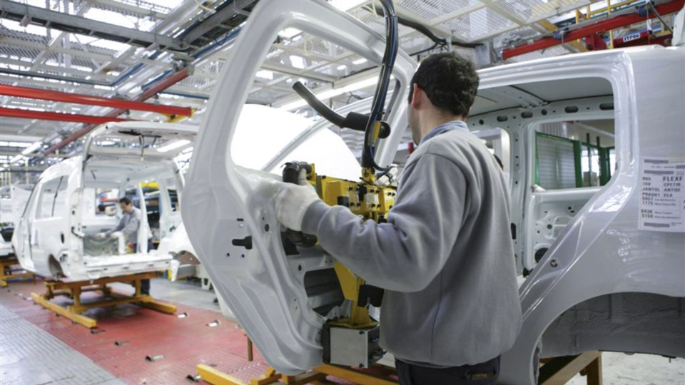 El mercado automotriz y una suba de precios en junio.