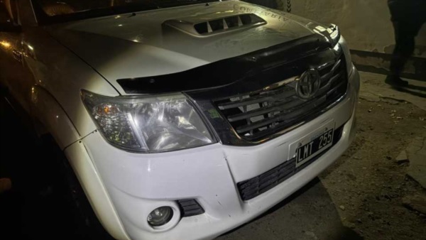 La camioneta quedó secuestrada por la Policía.