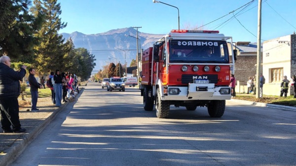 La flota vehicular en el aniversario de los servidores públicos.