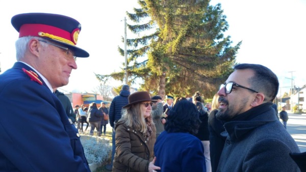 El intendente Matías Tacetta hizo hincapié en el compromiso de los bomberos.