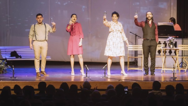 El tenor Martín Alabart, la soprano Julieta Fernández Alfaro, la mezosoprano Patricia Martínez y el barítono-bajo Naim Munier.