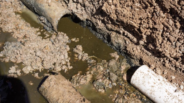 El deterioro de la infraestructura del servicio de agua es preocupante. 