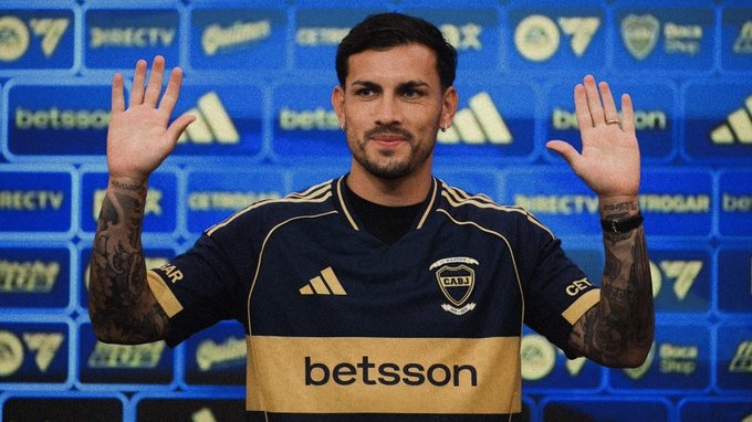 Boca presentó a Leandro Paredes en La Bombonera.