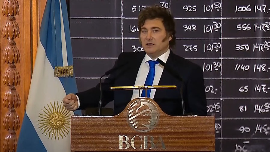 Javier Milei desde la Bolsa de Comercio.