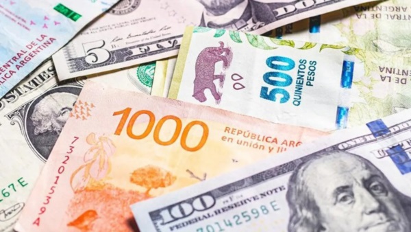 Dólar en alza: la cotización se acomoda en $1.300 Fotografía: Agencia Noticias Argentinas