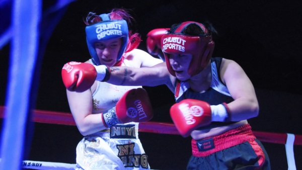 Bianca Campos no llega al cuerpo de una escurridiza Lucía Aguilar (Foto: Norman Evans/Jornada).